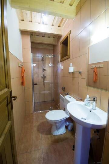 Фото номера Апартаменты Гостевой дом Nimfa Apartments г. Păuleni-Ciuc 58