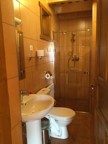Фото номера Апартаменты Гостевой дом Nimfa Apartments г. Păuleni-Ciuc 57